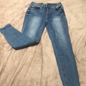 Kensie Skinny Jeans